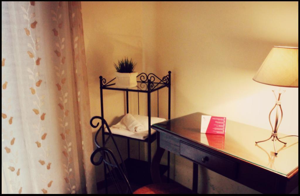 Sicilia Home B&B Katanya Oda fotoğraf